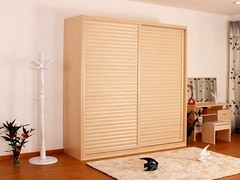 福建價格劃算的福州百葉移門供應 百葉移門價格圖片|福建價格劃算的福州百葉移門供應 百葉移門價格產品圖片由福州廣樂居門業公司生產提供-